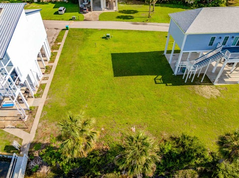 Tiny photo for XX Harbour Point Drive #0, Crawfordville, FL 32327 (MLS # 401734)