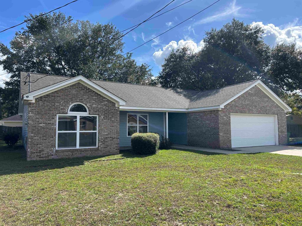 Photo of 91 Homan Point Avenue, Crawfordville, FL 32327 (MLS # 391946)