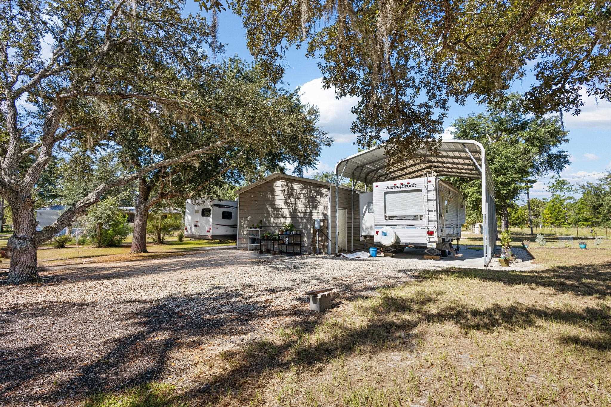 15832 Reed Dr 4th