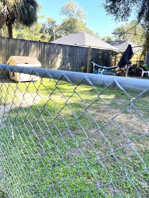 A home in CRAWFORDVILLE