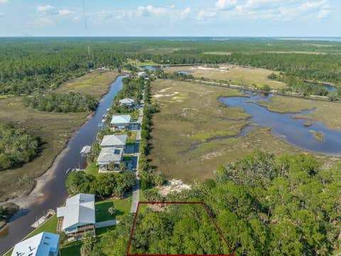 Tiny photo for 85 Southside Drive, Crawfordville, FL 32327 (MLS # 402044)