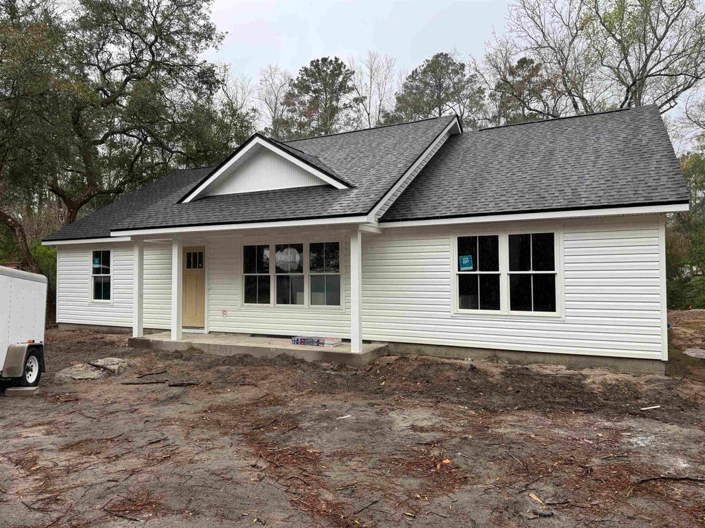 Photo of 86 Renegade Road, Crawfordville, FL 32327 (MLS # 397230)