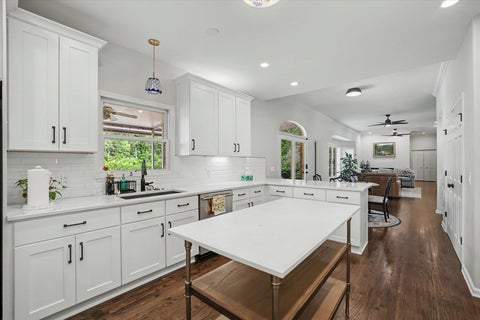 Tiny photo for 998 Rosebay Court, Tallahassee, FL 32312 (MLS # 401291)
