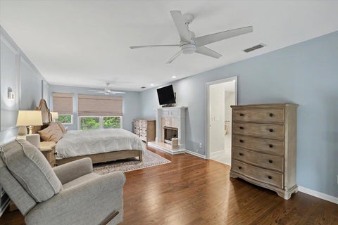 Tiny photo for 998 Rosebay Court, Tallahassee, FL 32312 (MLS # 401291)