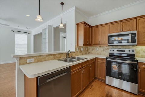 Tiny photo for 3215 Whitman Way, Tallahassee, FL 32311 (MLS # 401762)