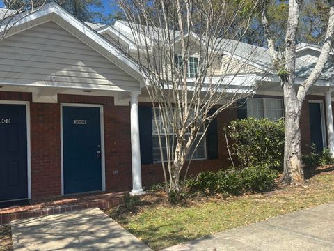 Photo of 2738 W Tharpe St St #1004, Tallahassee, FL 32303 (MLS # 397355)