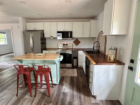 Tiny photo for 321 Trice Lane, Crawfordville, FL 32327 (MLS # 402927)