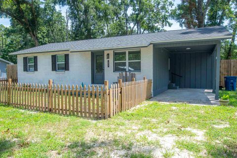 Photo of 321 Trice Lane, Crawfordville, FL 32327 (MLS # 402927)