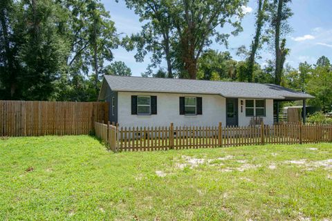 Tiny photo for 321 Trice Lane, Crawfordville, FL 32327 (MLS # 402927)