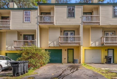 Photo of 1208 CROSS CREEK Way #2, Tallahassee, FL 32301 (MLS # 399254)