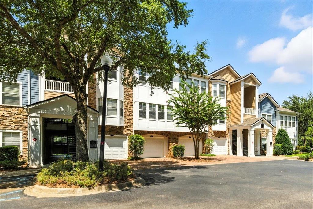 Photo of 2801 Chancellorsville Drive #1104, Tallahassee, FL 32312 (MLS # 391890)