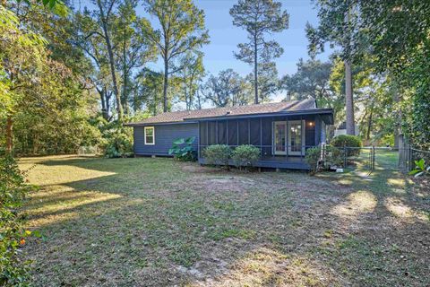 Tiny photo for 4802 Easy Street, Tallahassee, FL 32303 (MLS # 392243)