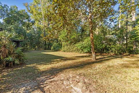 Tiny photo for 4802 Easy Street, Tallahassee, FL 32303 (MLS # 392243)