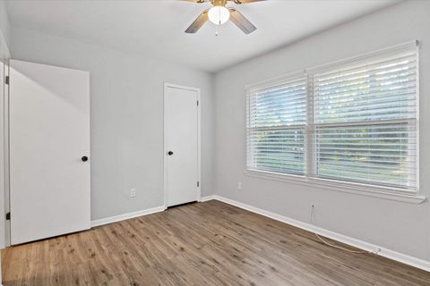 Tiny photo for 4802 Easy Street, Tallahassee, FL 32303 (MLS # 392243)