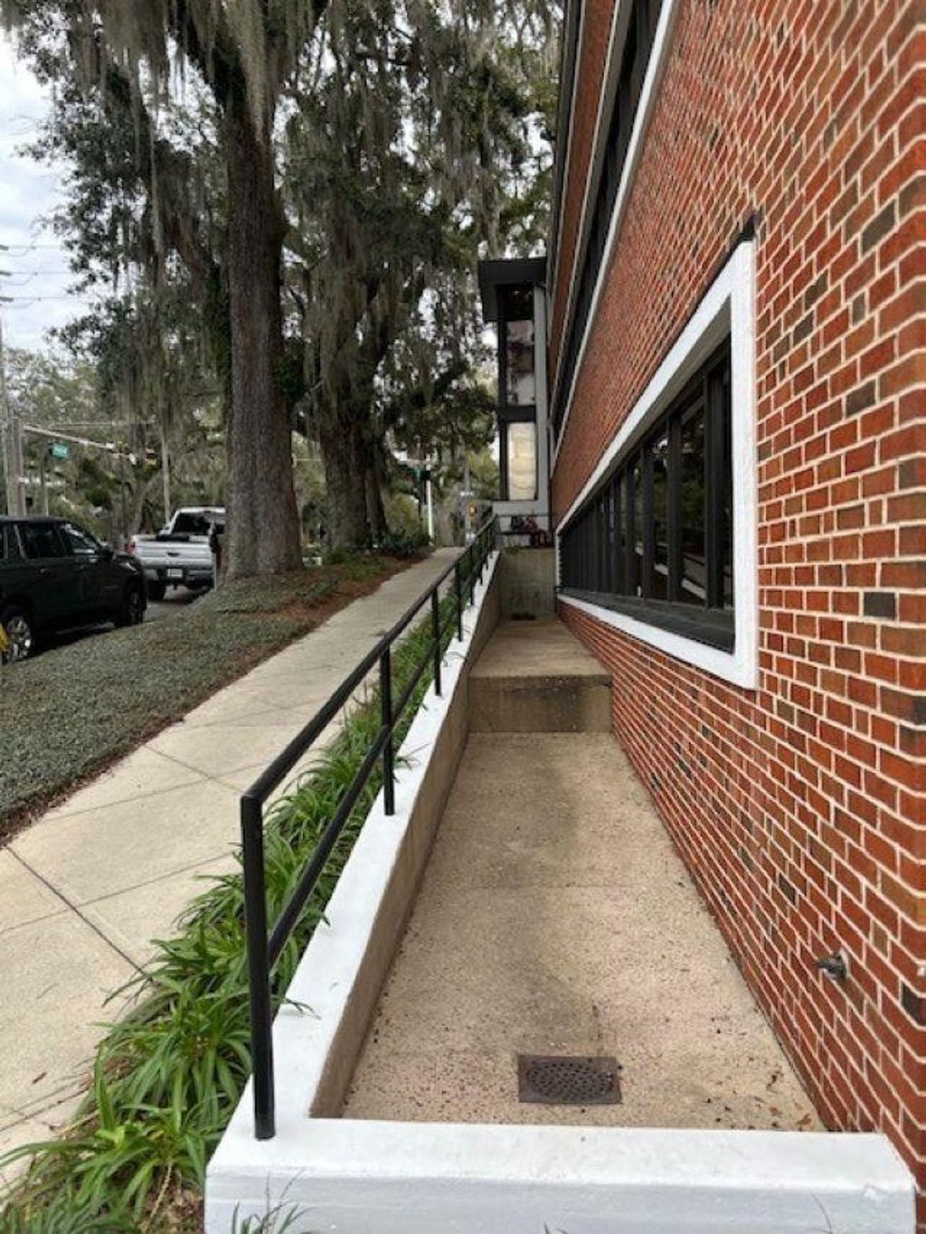 Photo of 201 W Park Avenue Ave, Tallahassee, FL 32301 (MLS # 391756)