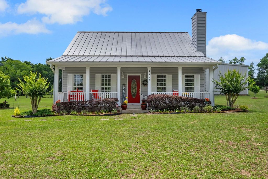 Photo of 5550 Fairbanks Ferry Road, Havana, FL 32333 (MLS # 400332)