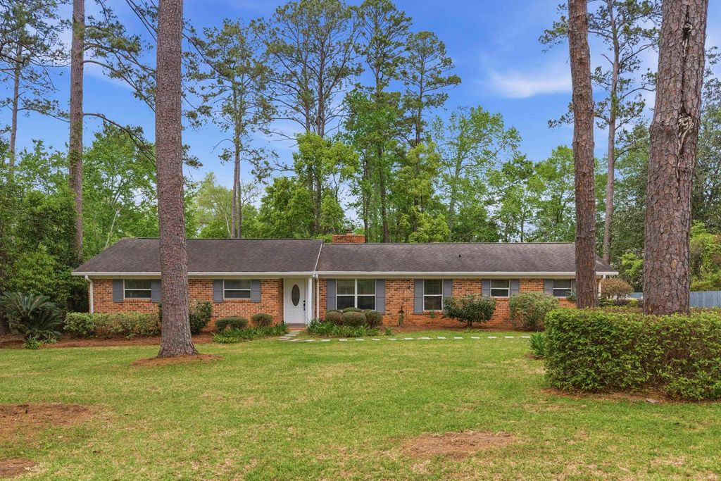 Photo of 3710 Anthony Drive, Tallahassee, FL 32309 (MLS # 398118)