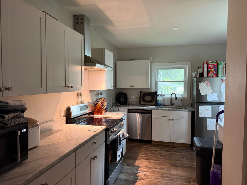 Photo of 2444 Chateau Lane, Tallahassee, FL 32311 (MLS # 401939)