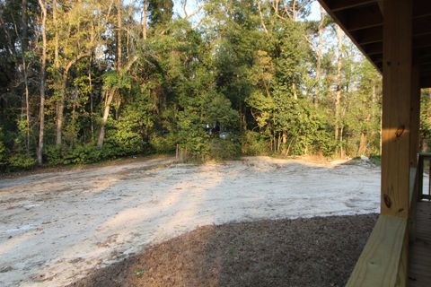 Tiny photo for 1720 E Oak Ridge Road, Tallahassee, FL 32305 (MLS # 398157)