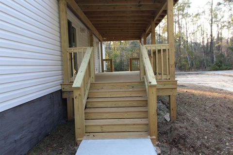 Tiny photo for 1720 E Oak Ridge Road, Tallahassee, FL 32305 (MLS # 398157)