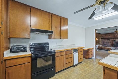 Tiny photo for 2926 S SHAMROCK, Tallahassee, FL 32309 (MLS # 395894)