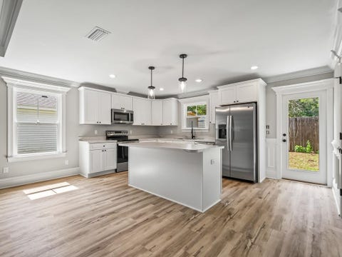 Tiny photo for 21 Cochise Street, Crawfordville, FL 32327 (MLS # 401782)