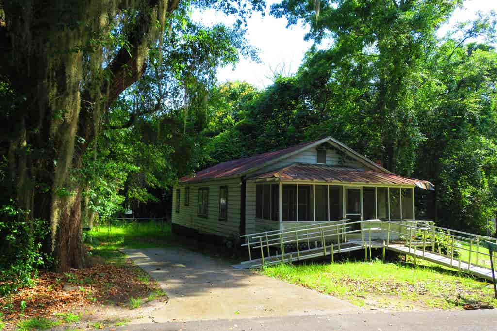 Photo of 1417 Mainline Drive, Quincy, FL 32351 (MLS # 401194)