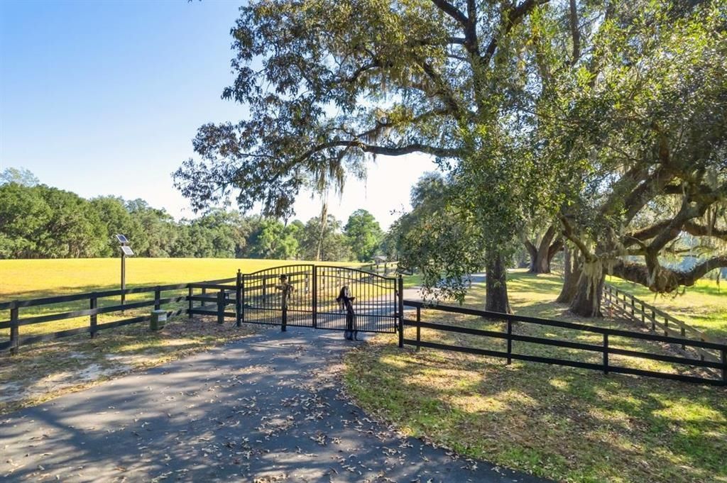 Photo of Lot 1 Bella Bianco Way, Tallahassee, FL 32309 (MLS # 391440)