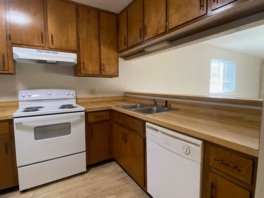 Photo of 3204 Ginger Drive #C, Tallahassee, FL 32308 (MLS # 394026)