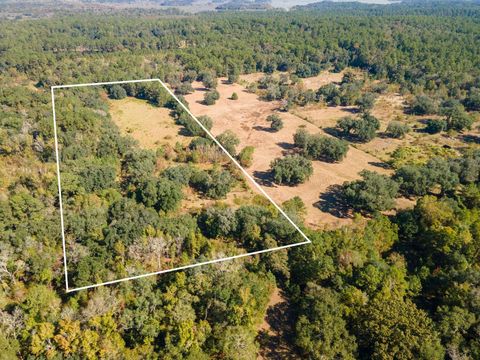 Photo of Y Gardners Farm Road, Tallahassee, FL 32312 (MLS # 392306)