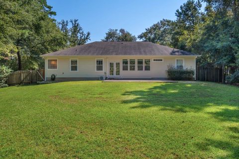 A home in TALLAHASSEE