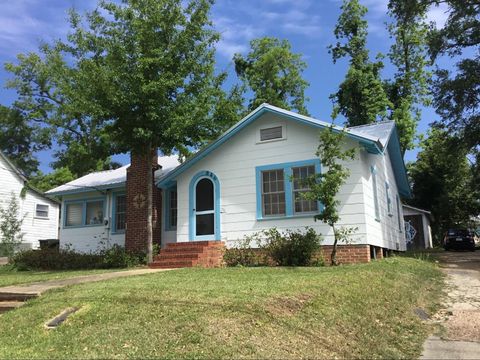 Photo of 846 W BREVARD Street, Tallahassee, FL 32304 (MLS # 401602)