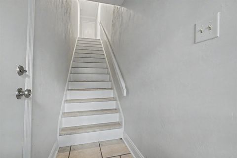 Tiny photo for 1331 Airport Drive #G16, Tallahassee, FL 32304 (MLS # 402547)
