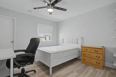 Tiny photo for 1331 Airport Drive #G16, Tallahassee, FL 32304 (MLS # 402547)
