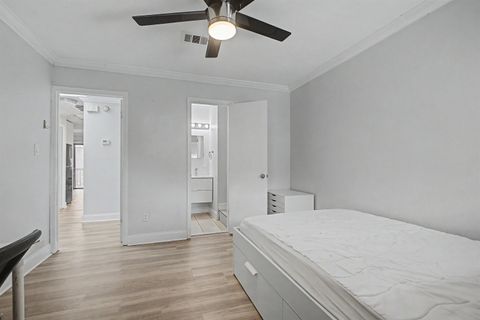 Tiny photo for 1331 Airport Drive #G16, Tallahassee, FL 32304 (MLS # 402547)