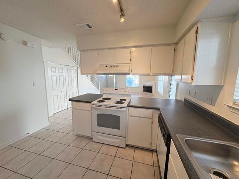 Tiny photo for 2507 Golden Park Lane, Tallahassee, FL 32303 (MLS # 390627)