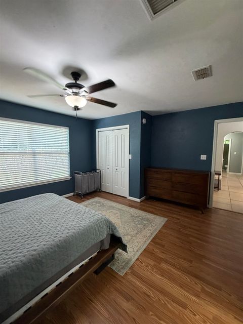 Tiny photo for 933 Splendor Road, Tallahassee, FL 32301 (MLS # 400427)
