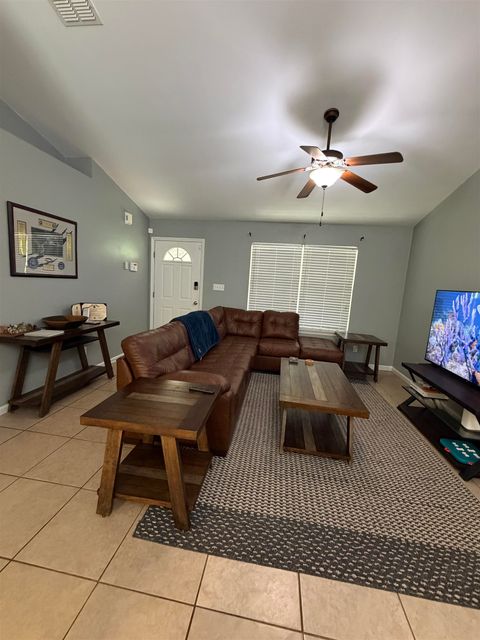 Tiny photo for 933 Splendor Road, Tallahassee, FL 32301 (MLS # 400427)