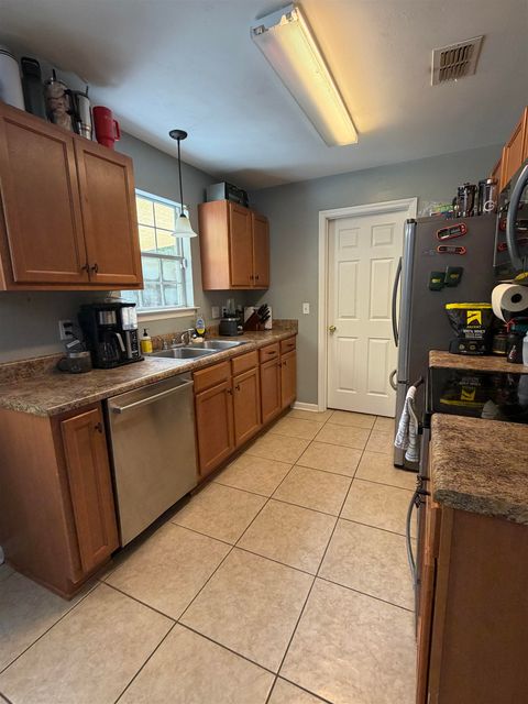 Tiny photo for 933 Splendor Road, Tallahassee, FL 32301 (MLS # 400427)