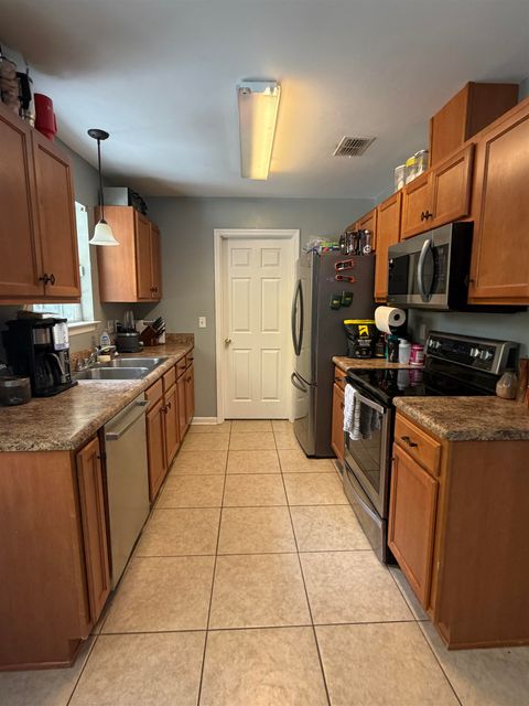 Tiny photo for 933 Splendor Road, Tallahassee, FL 32301 (MLS # 400427)