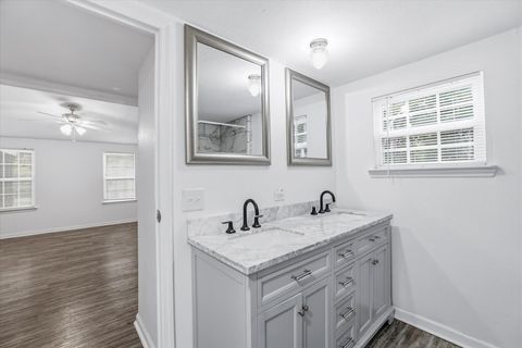 Tiny photo for 4057 Bishop Road, Tallahassee, FL 32305 (MLS # 392790)