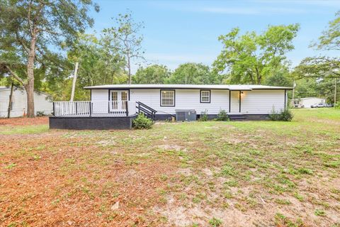 Tiny photo for 4057 Bishop Road, Tallahassee, FL 32305 (MLS # 392790)