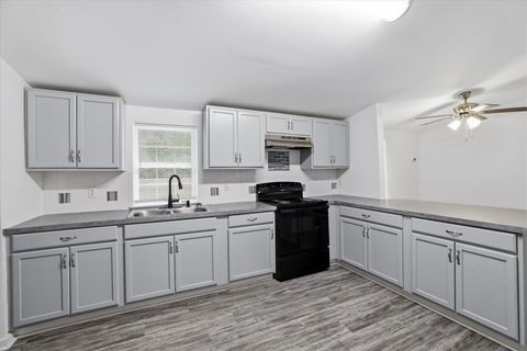 Tiny photo for 4057 Bishop Road, Tallahassee, FL 32305 (MLS # 392790)