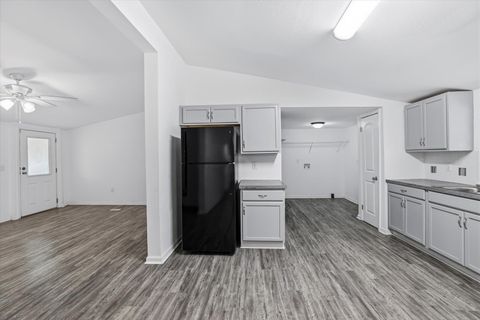 Tiny photo for 4057 Bishop Road, Tallahassee, FL 32305 (MLS # 392790)