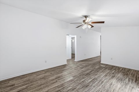 Tiny photo for 4057 Bishop Road, Tallahassee, FL 32305 (MLS # 392790)