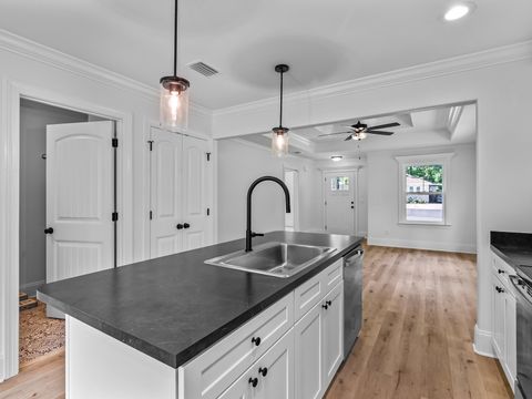 Tiny photo for 95 Tafflinger Road, Crawfordville, FL 32327 (MLS # 396997)