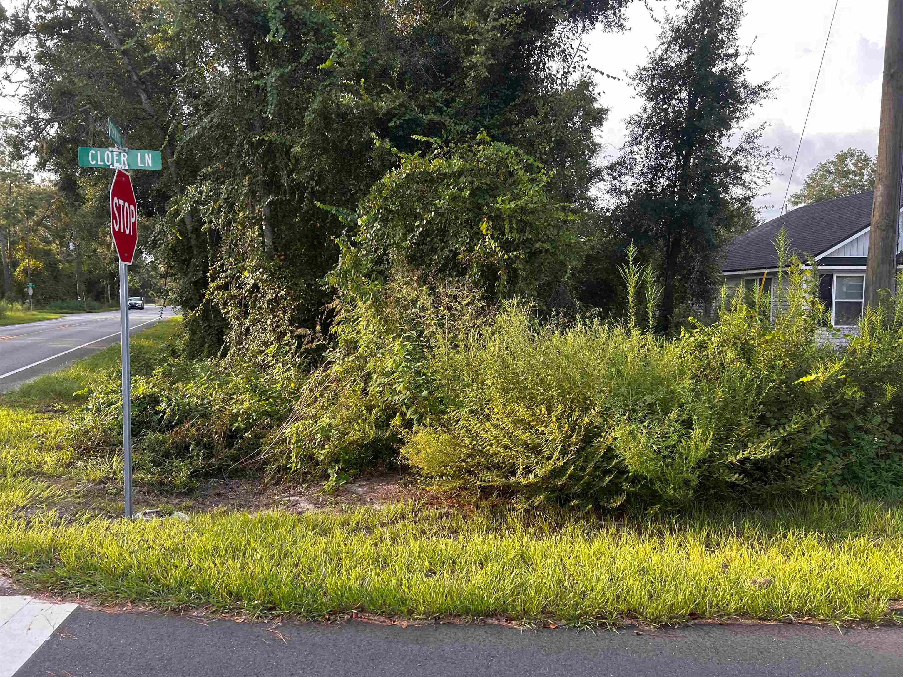 x Cloer Lane