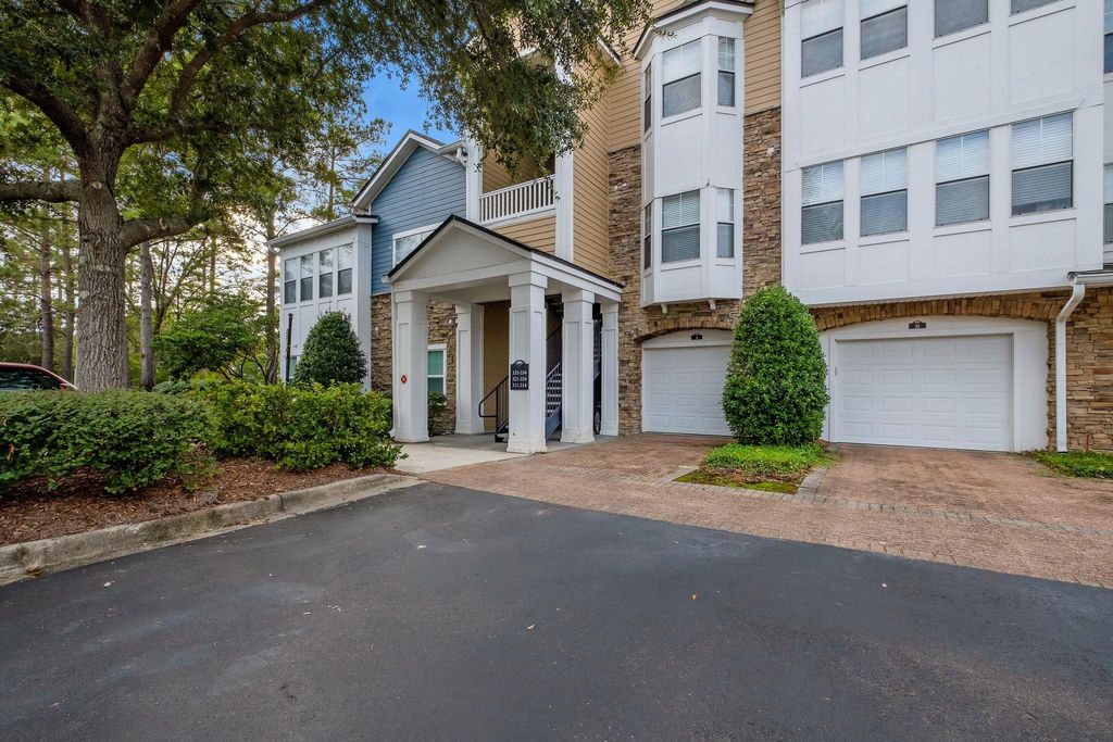 Photo of 2801 Chancellorsville Drive #323 and Storage Unit, Tallahassee, FL 32312 (MLS # 392037)