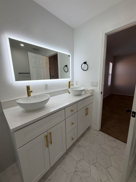 Tiny photo for 4904 Parkview Ct, Tallahassee, FL 32311 (MLS # 395938)