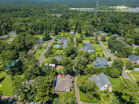 Tiny photo for 214 W Sharon Street, Quincy, FL 32351 (MLS # 396944)